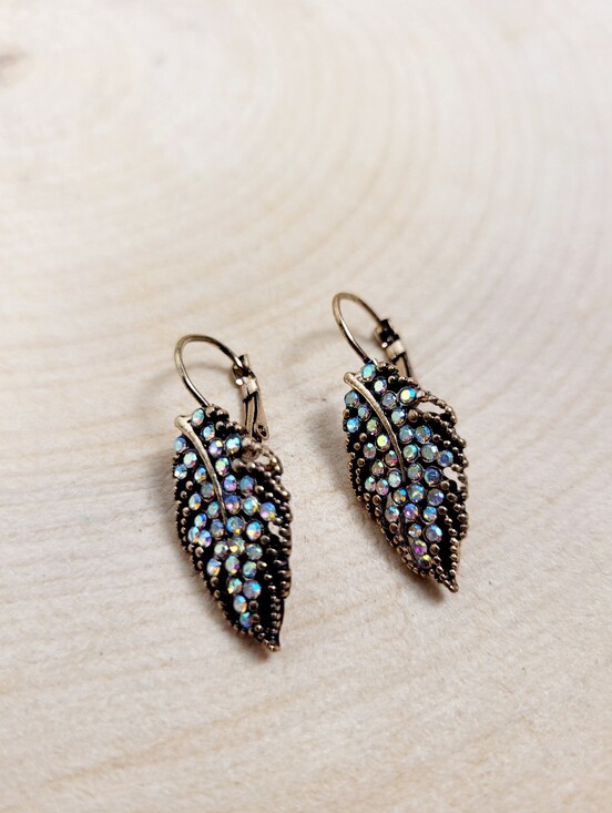 Vintage Jewelry - Brand New Gold Tone Wings Rhinestone Earrings